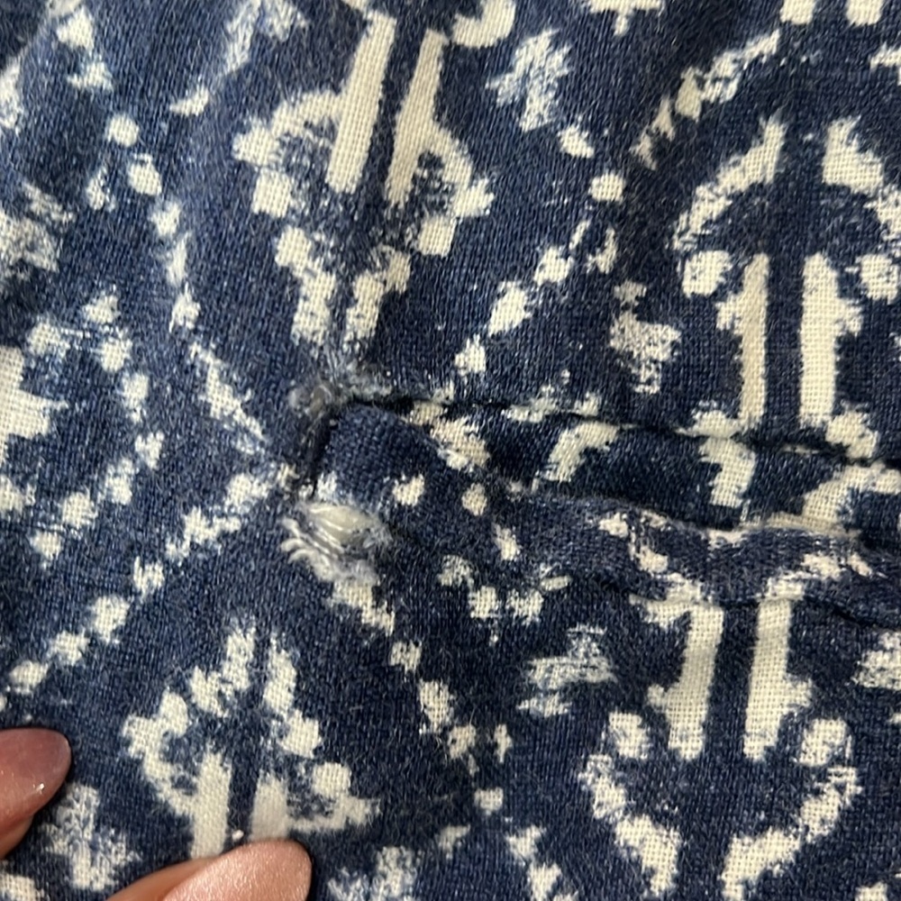 Style & Co Blue and White Cropped Pants with Floral Print 100% linen - Picture 5 of 6
